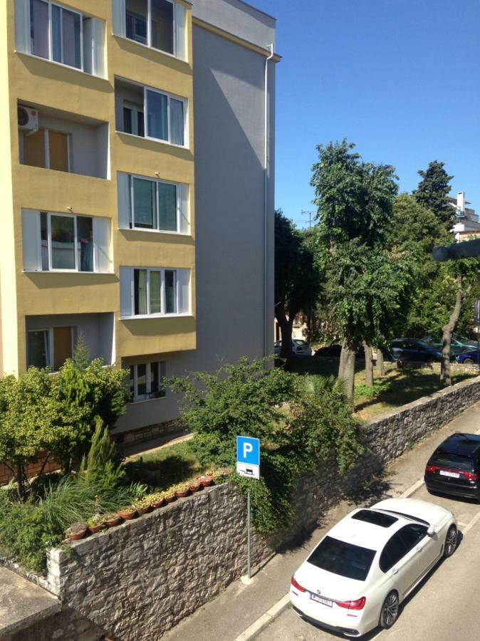 Alloro Boutique Apartment Пула Екстер'єр фото