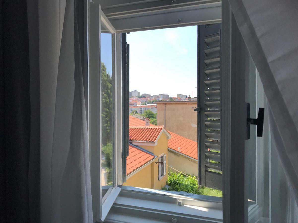 Alloro Boutique Apartment Пула Екстер'єр фото